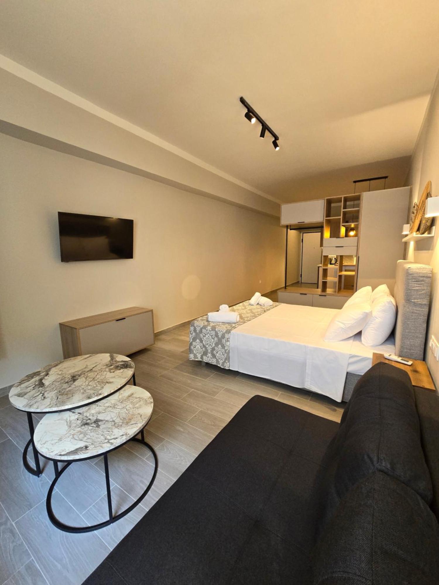 Orrhaon Apartment *
